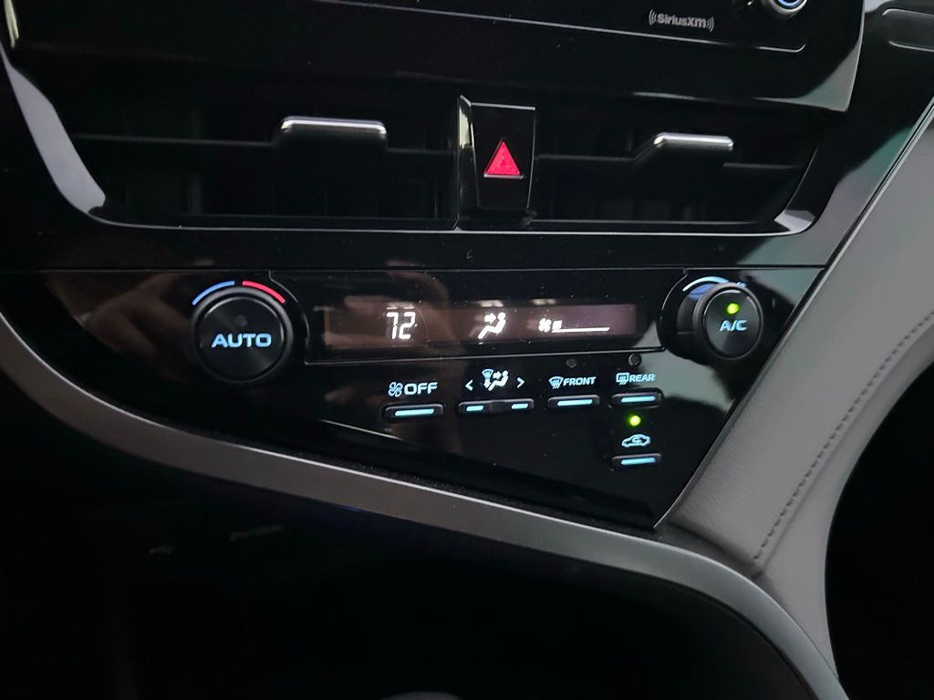 Thumbnail: 2021 Toyota Camry - 26