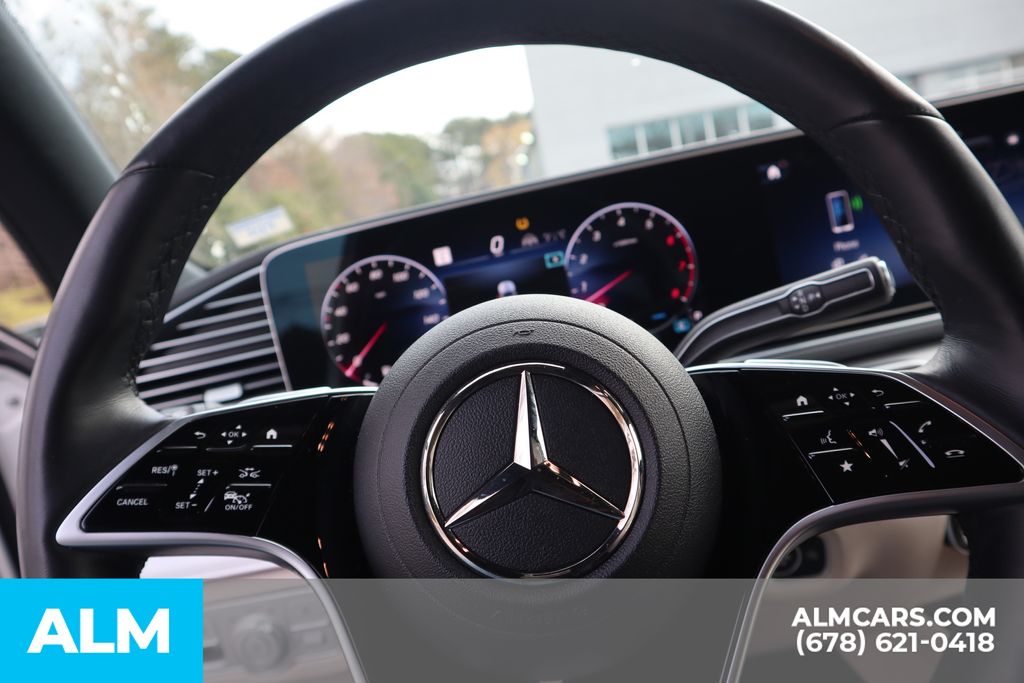 Used 2025 White Mercedes-Benz GLS 450 image 35