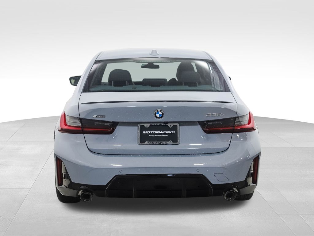 2025 BMW 3 Series 330i xDrive 4
