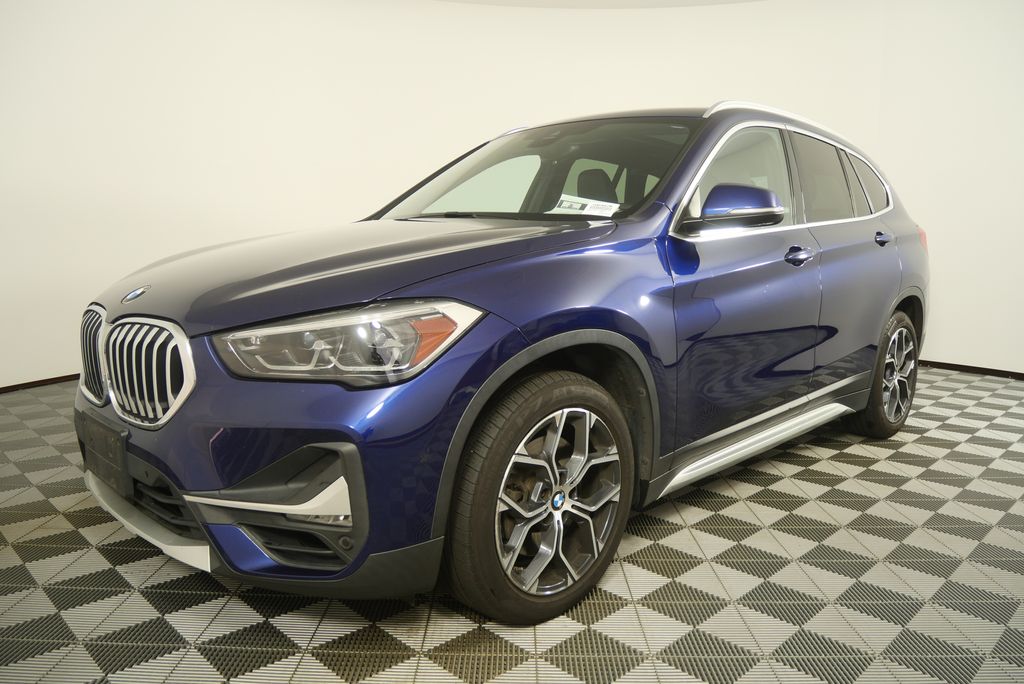 Thumbnail: 2020 BMW X1 - 6