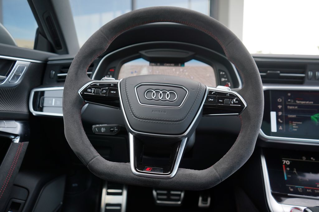 Thumbnail: 2025 Audi RS 7 - 19