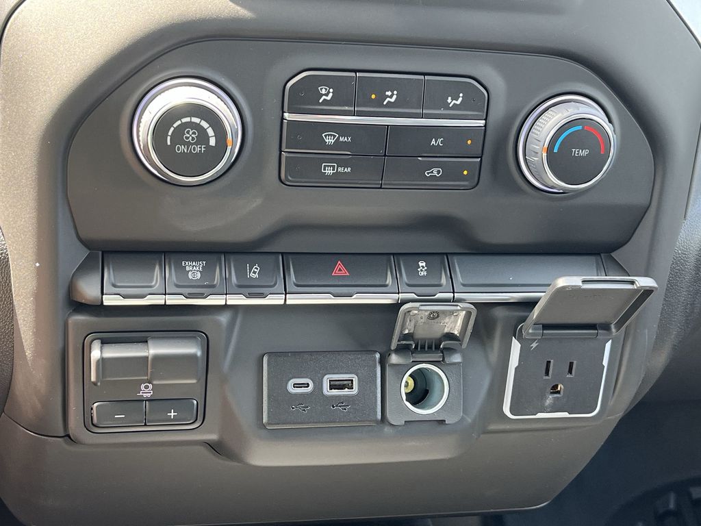 2025 Chevrolet Silverado 3500HD Work Truck photo