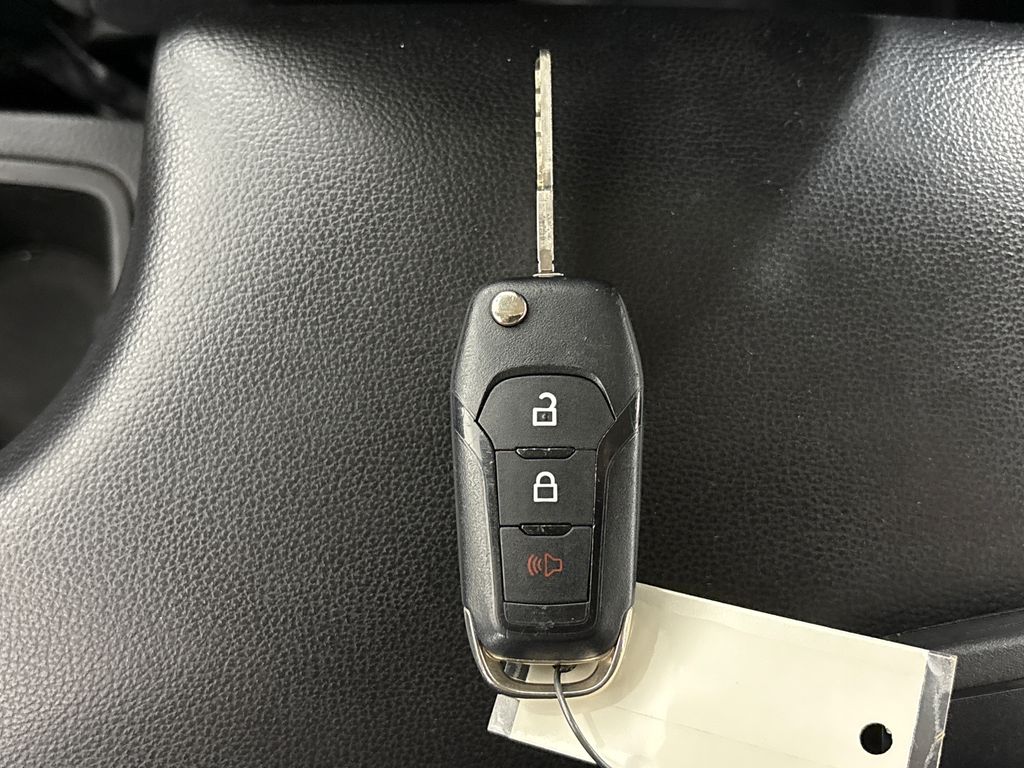 Certified Used 2020 Blue Ford XL image 32