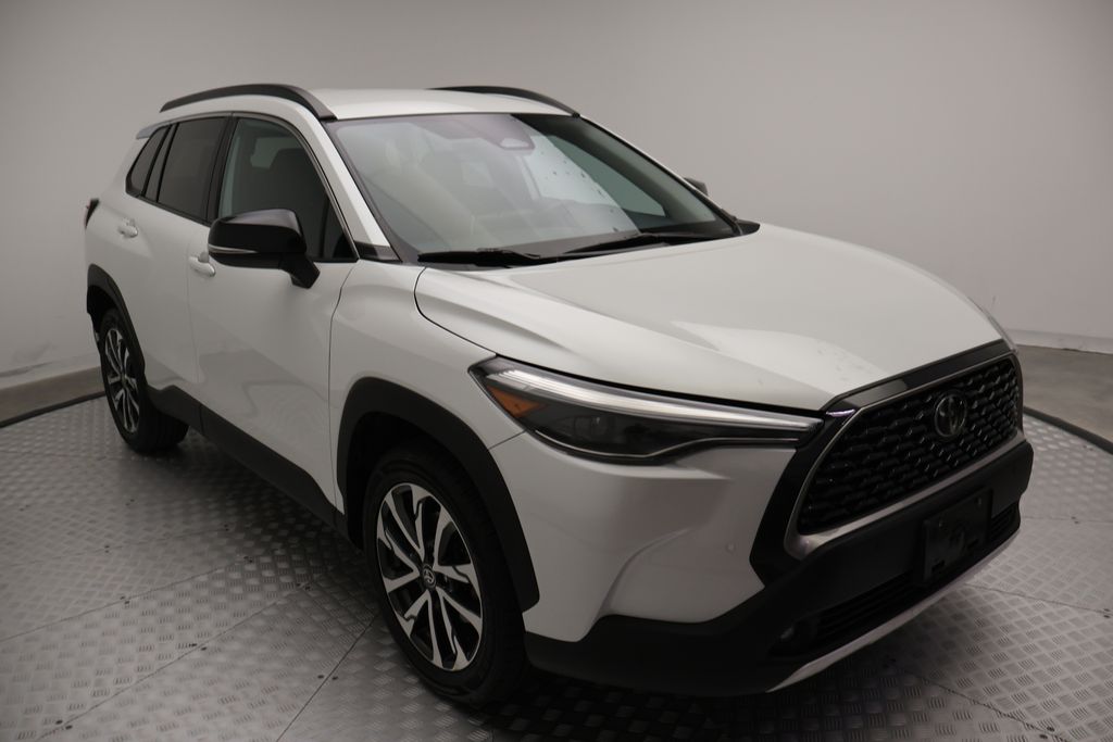 Thumbnail: 2025 Toyota Corolla Cross - 6