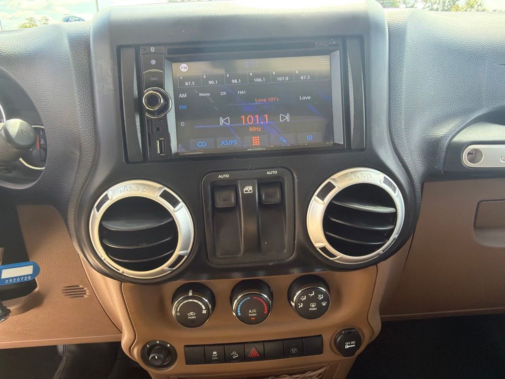 2013 Jeep Wrangler Sahara