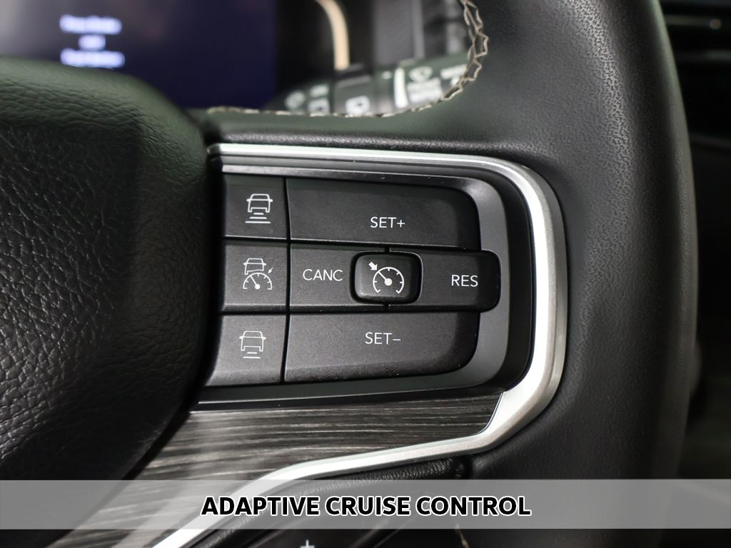 Used 2023 Black Jeep Series II image 5