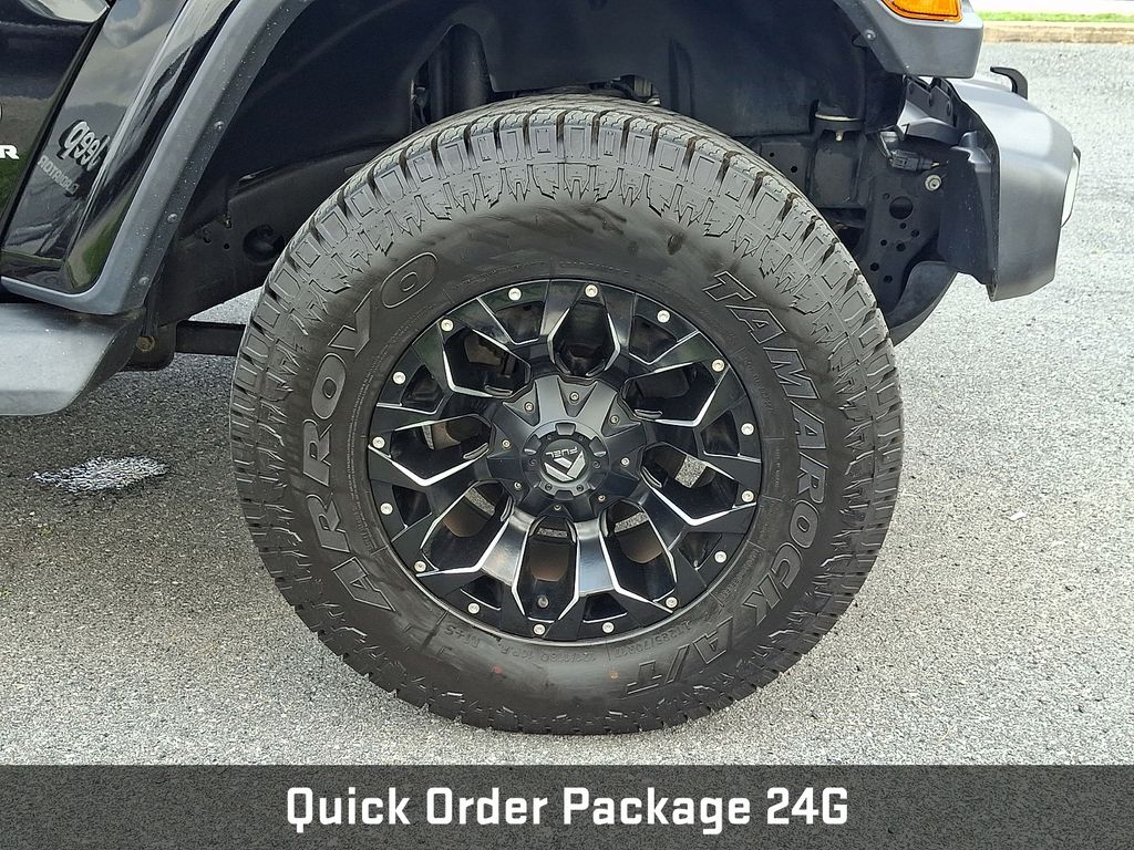 2020 Jeep Gladiator Overland Black at South Hills CDJR