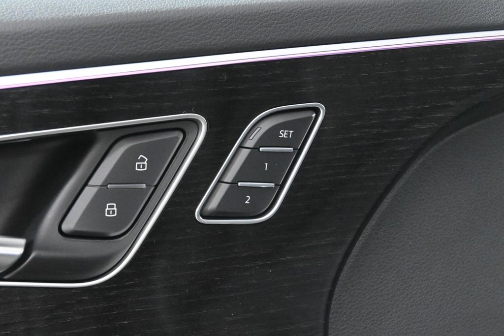 Thumbnail: 2026 Audi Q7 - 24