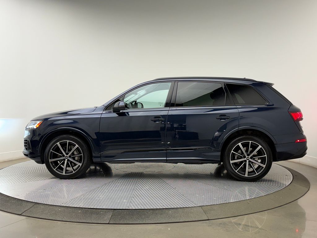 Thumbnail: 2023 Audi Q7 - 4