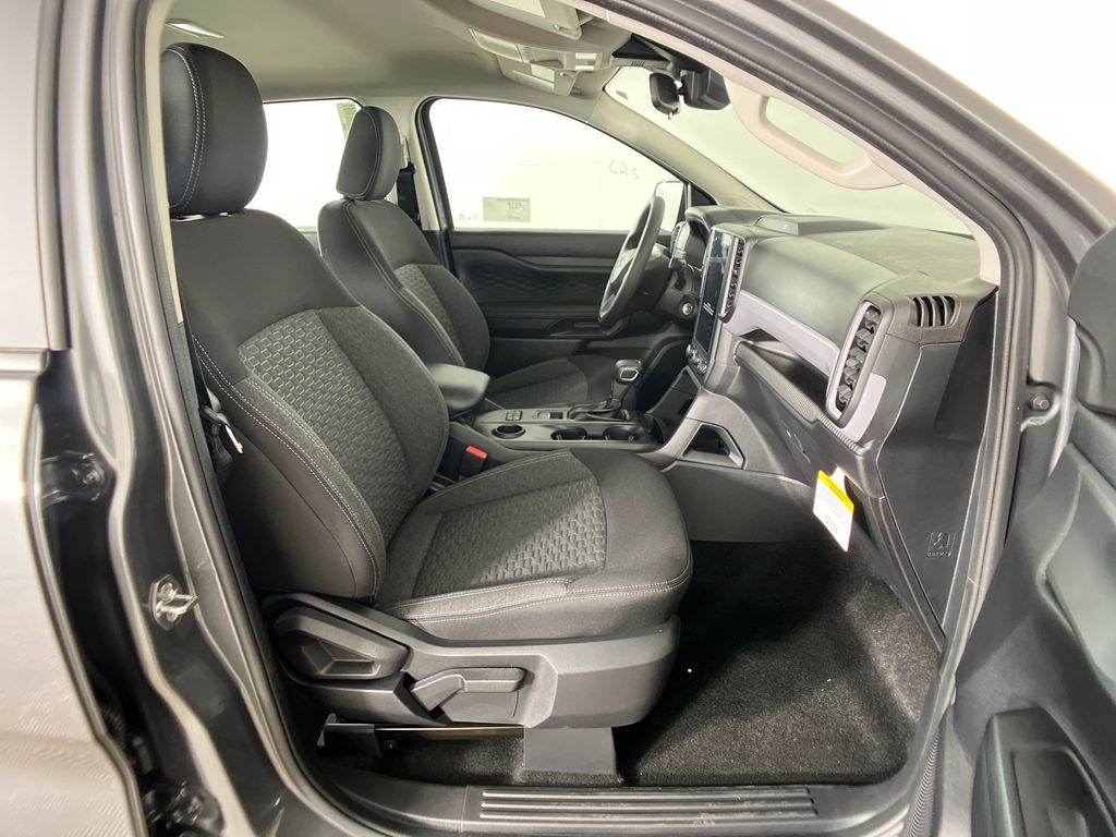 2025 Ford Ranger XL photo 4