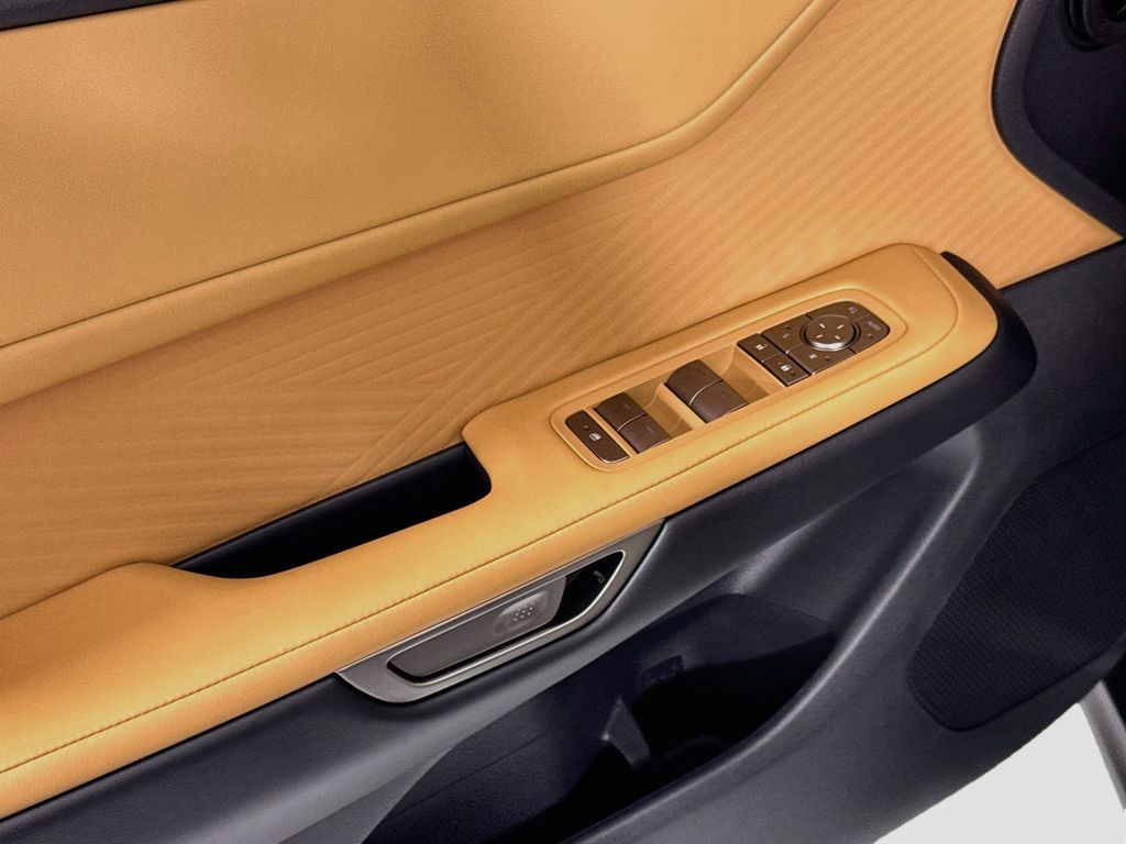Thumbnail: 2026 Lexus ES - 23