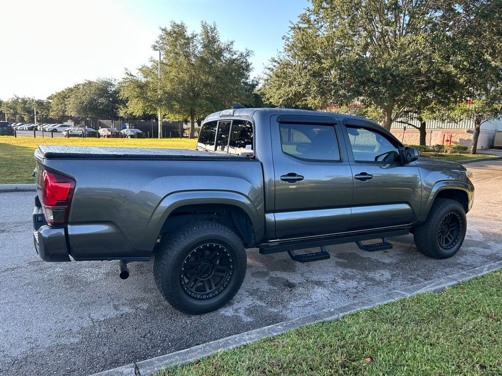 Thumbnail: 2019 Toyota Tacoma - 5