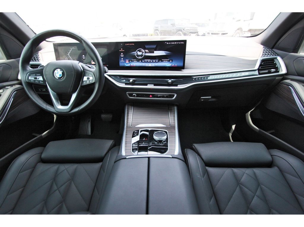 2025 BMW X5 sDrive40i White at DeMontrond Auto Country
