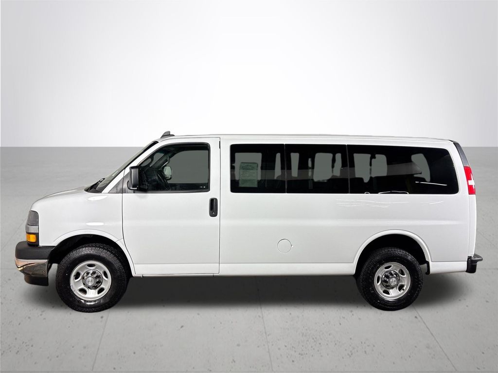 2018 Chevrolet Express 3500 LT