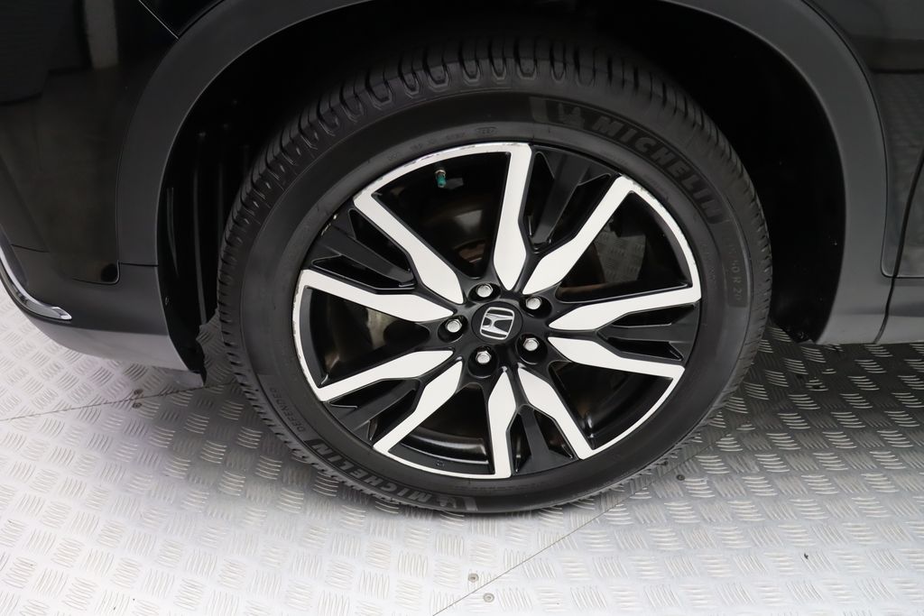 Thumbnail: 2019 Honda Pilot - 4