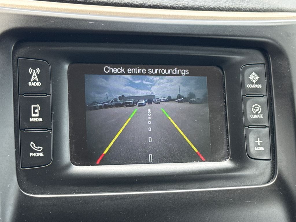 Used 2016 White Jeep Latitude image 20