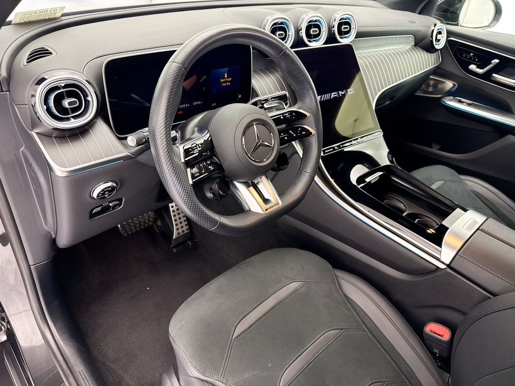Thumbnail: 2025 Mercedes-Benz GLC - 9