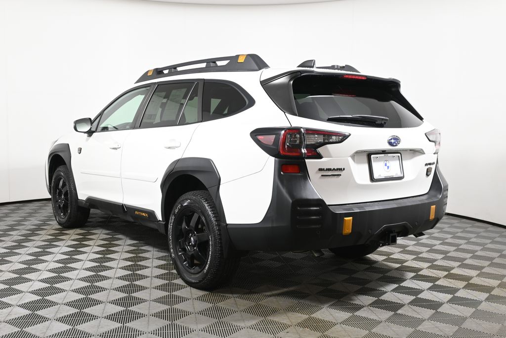 Thumbnail: 2022 Subaru Outback - 4
