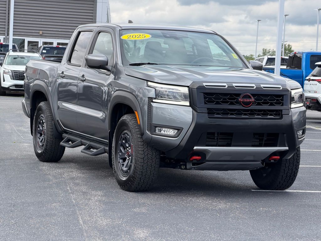View vehicle photo 2