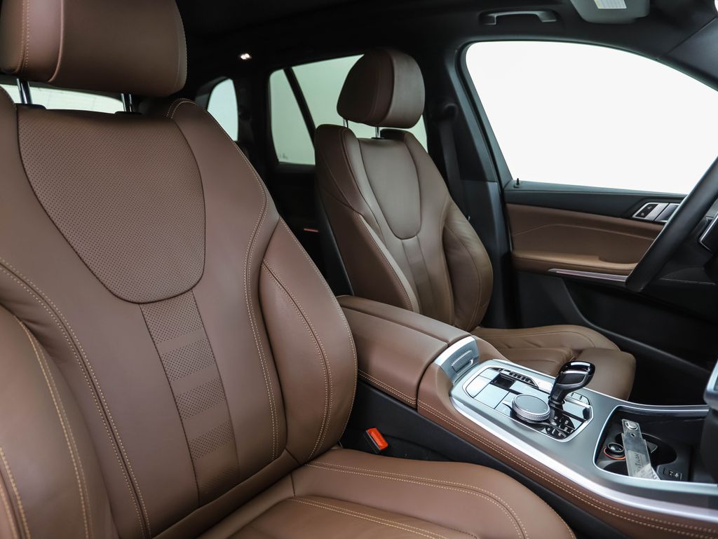 2022 BMW X5 xDrive40i 32