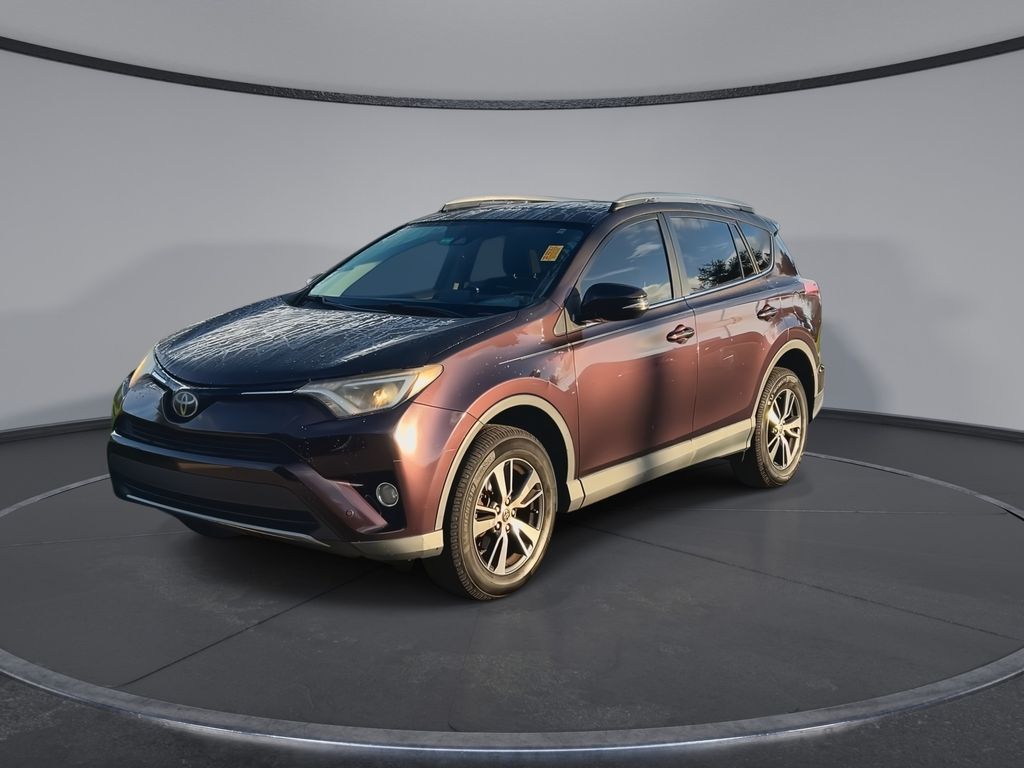Thumbnail: 2018 Toyota RAV4 - 4
