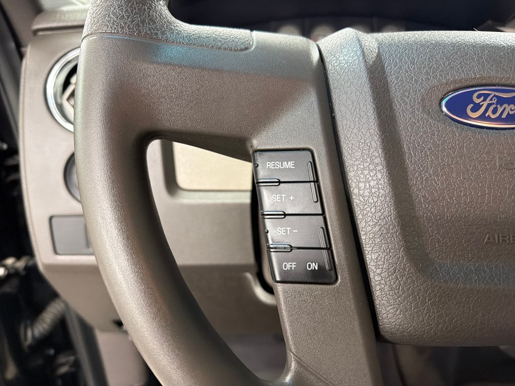 Used 2009  Ford  image 18