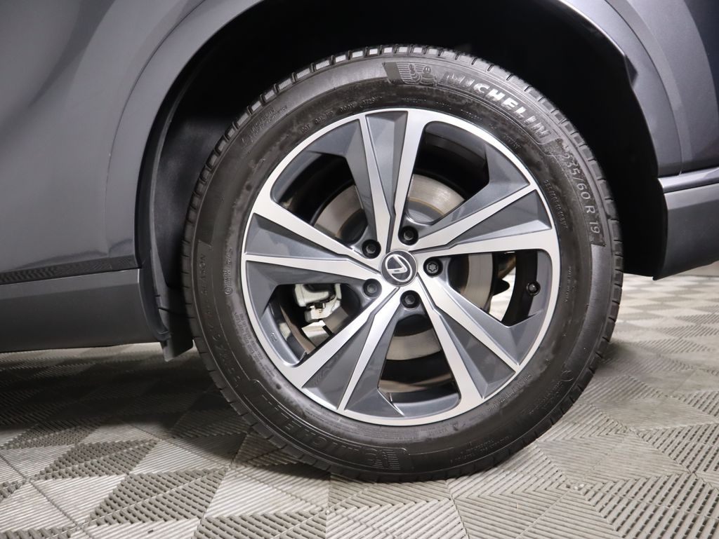 Thumbnail: 2025 Lexus RX - 31