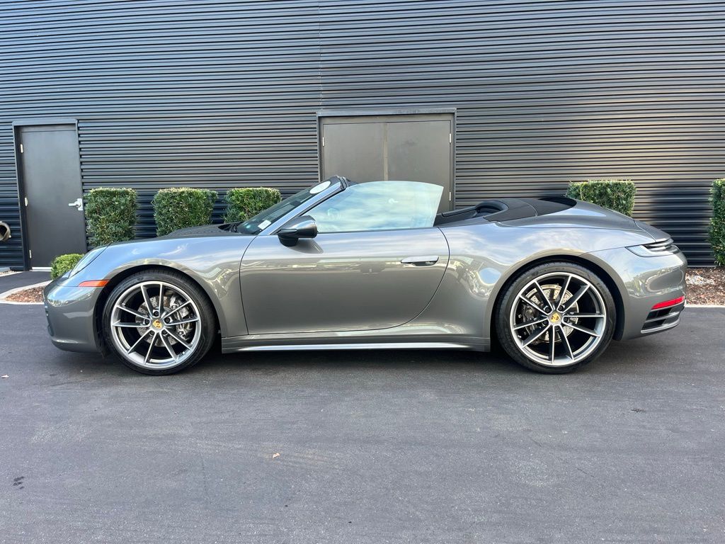 2020 Porsche 911 Carrera 4 6