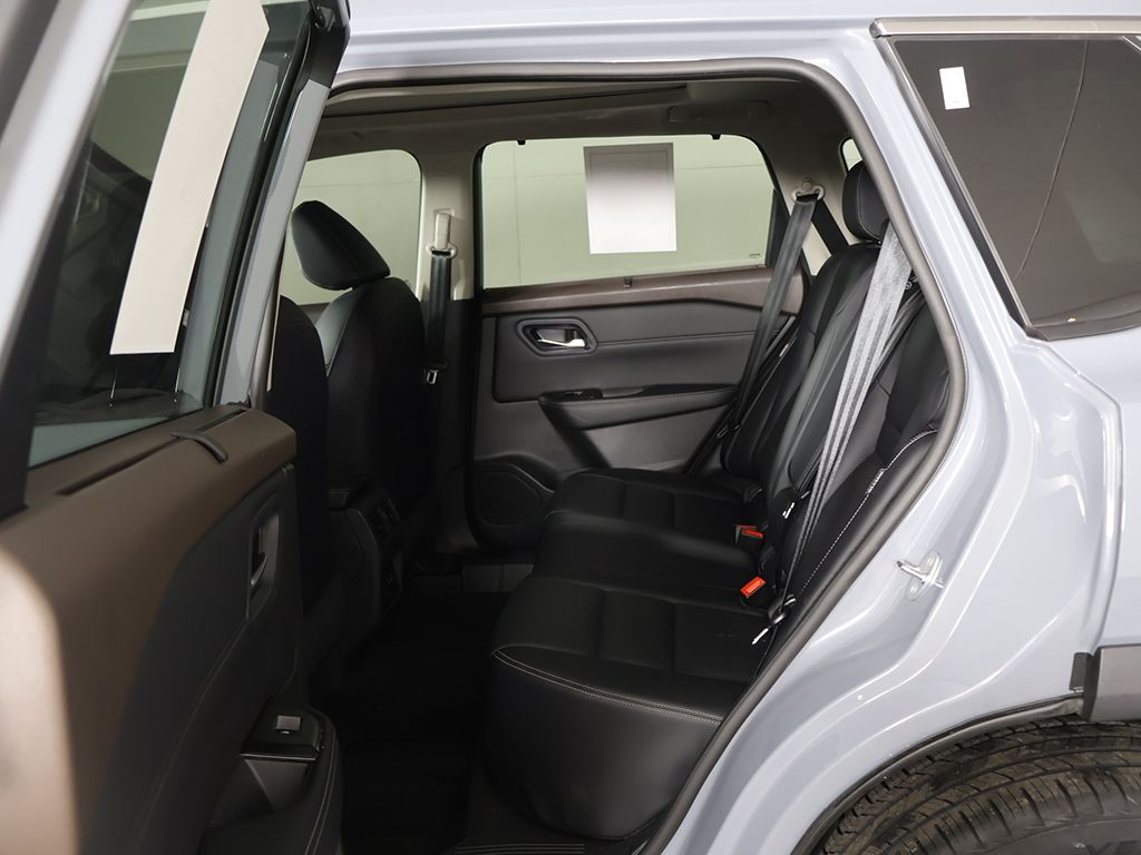 Used 2023 Gray Nissan SL image 30