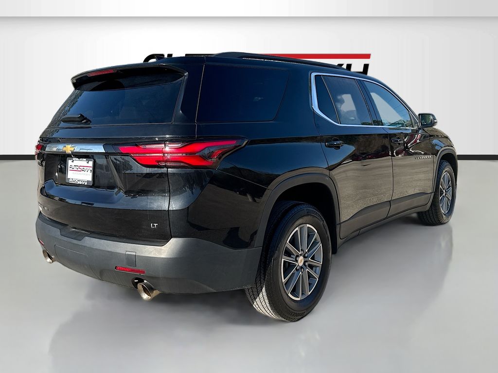 2023 Chevrolet Traverse LT Leather - 6