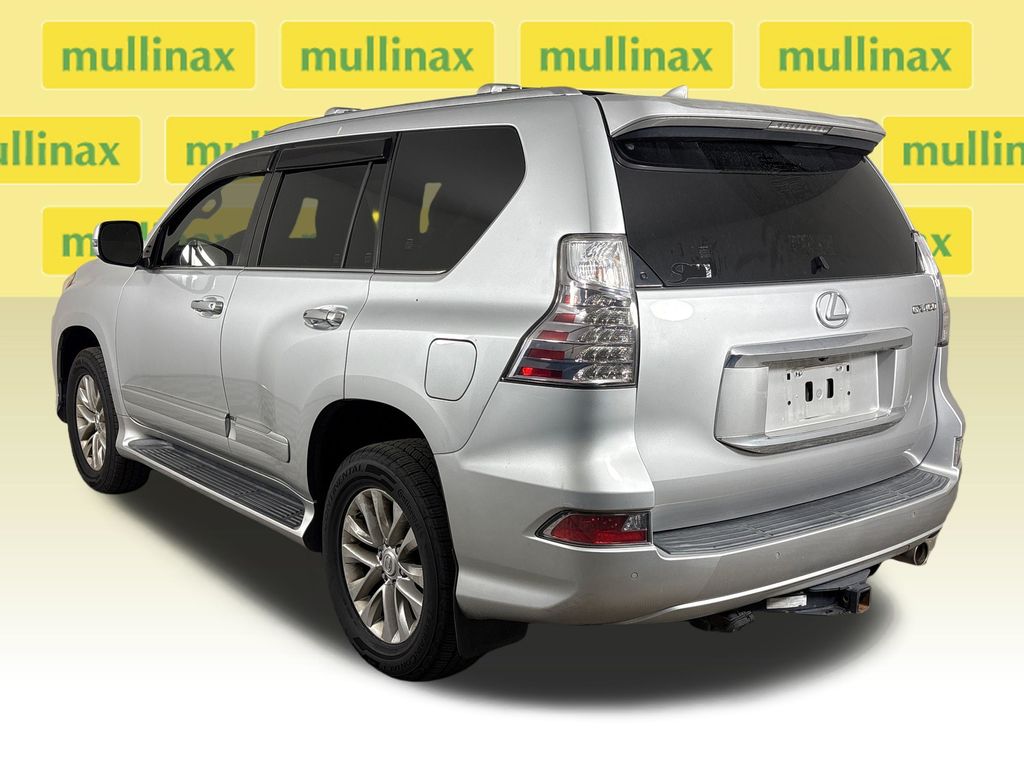 Used 2016 Silver Lexus 460 image 12