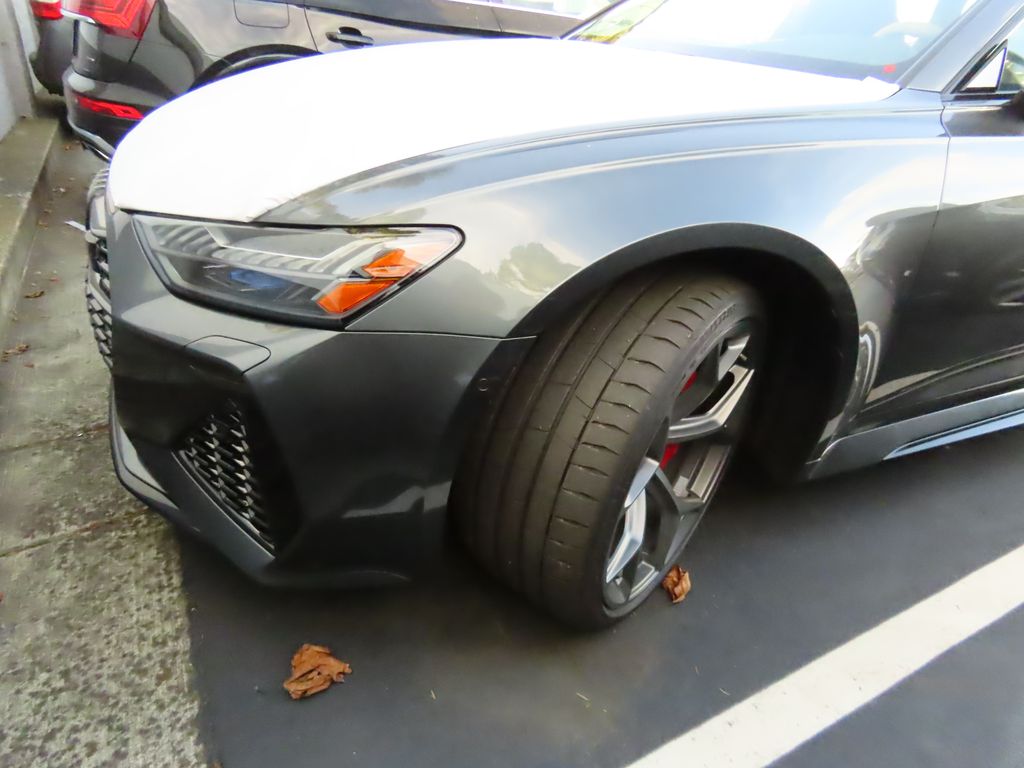 Thumbnail: 2026 Audi RS 6 - 2