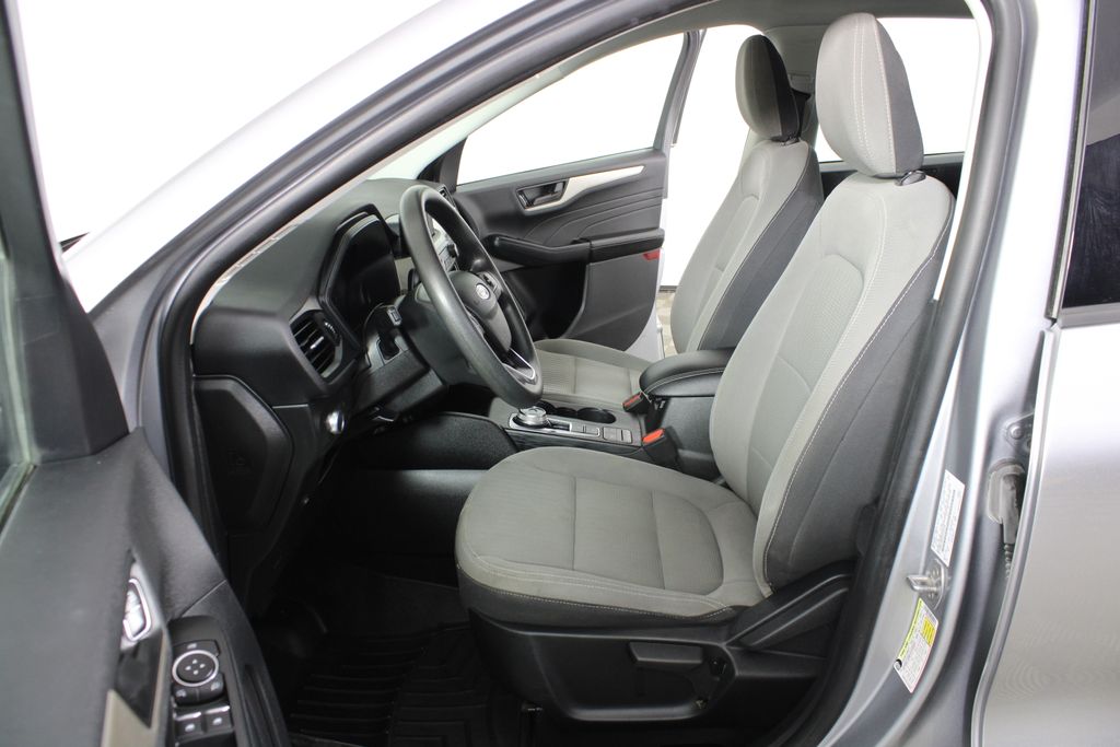 Used 2022 Ford Escape for sale in 