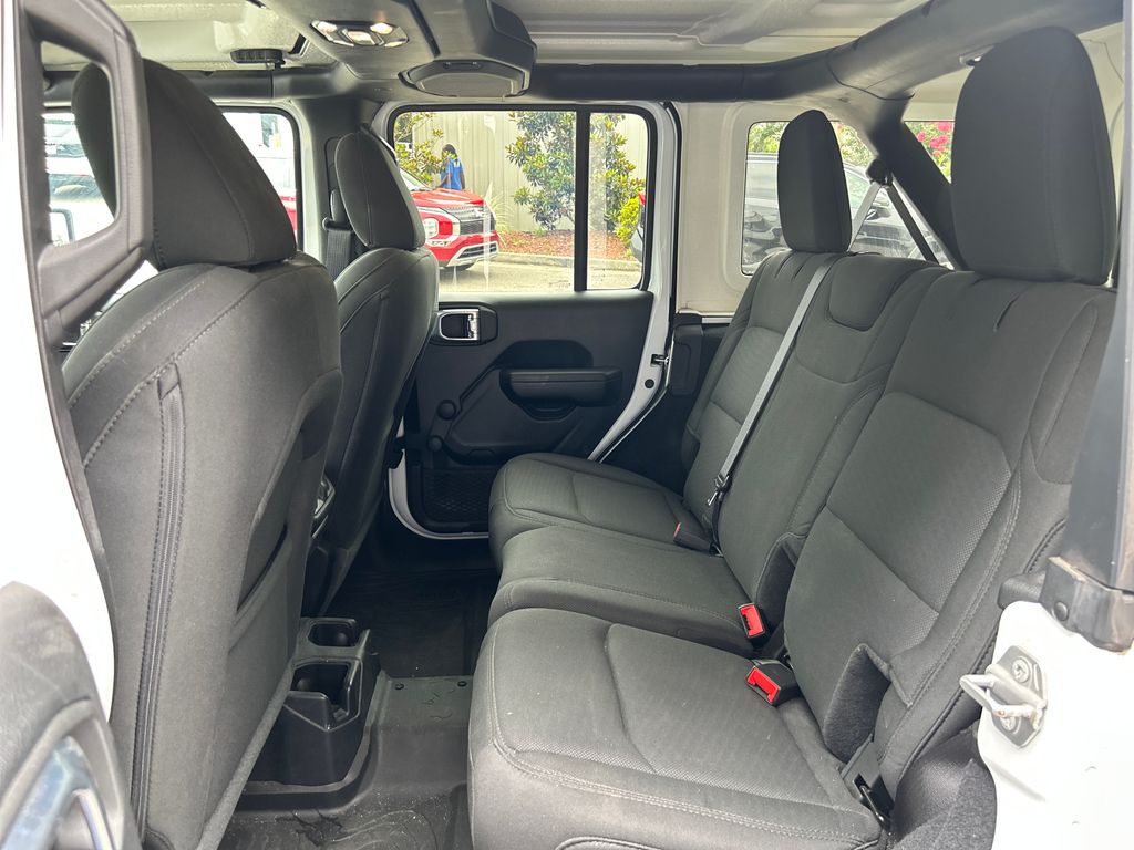 Certified Used 2021 White Jeep Unlimited Willys image 13
