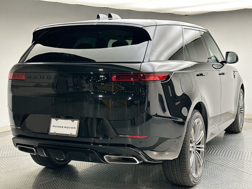 Thumbnail: 2026 Land Rover Range Rover Sport - 3