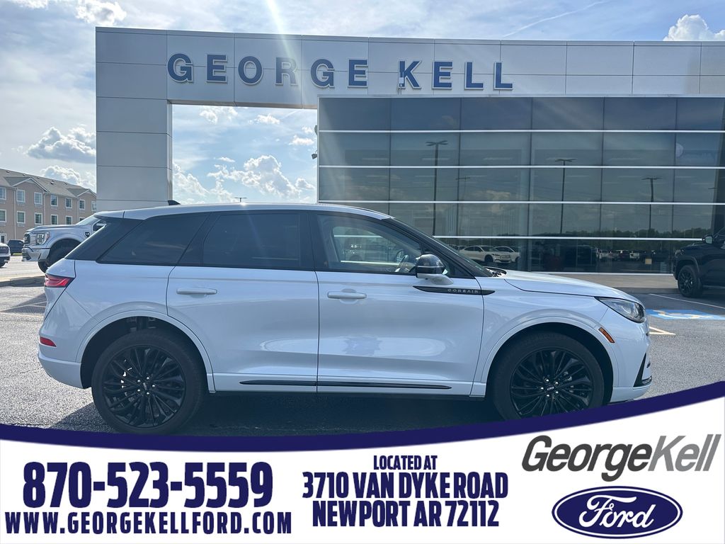 Crystal White 2025 Lincoln Corsair Premiere AWD SUV / Crossover All-Wheel Drive 8-Speed Automatic