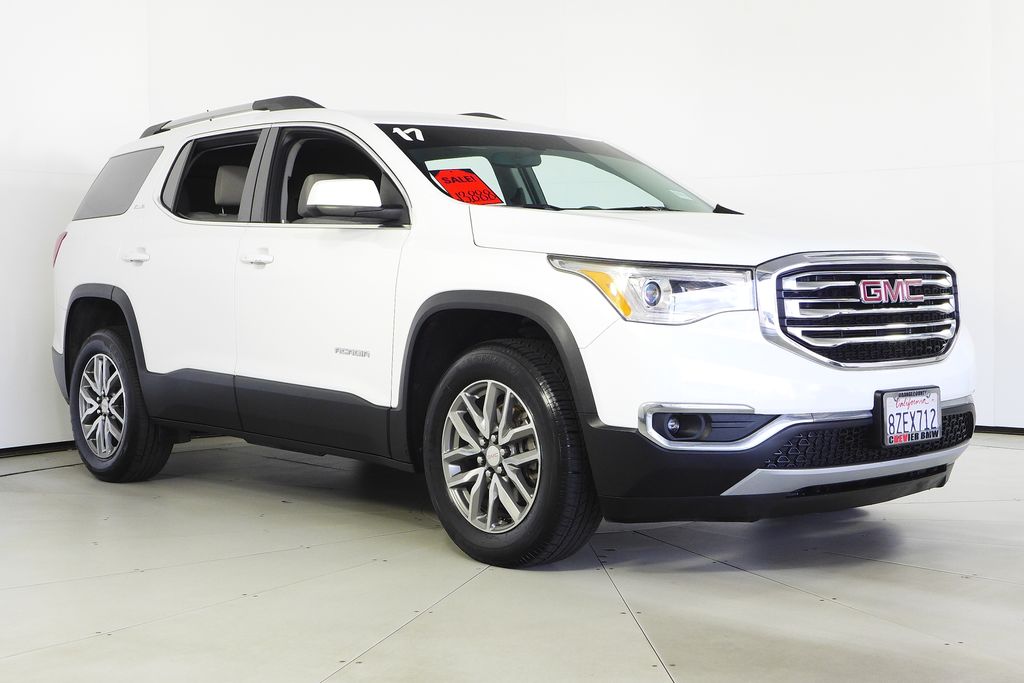 Thumbnail: 2017 GMC Acadia - 4