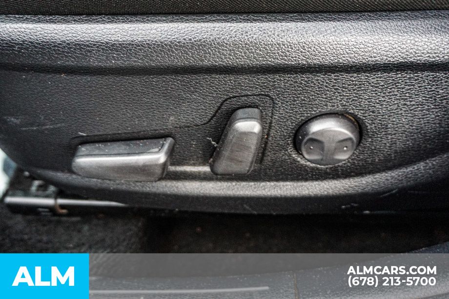 Used 2019 Black Kia EX image 49