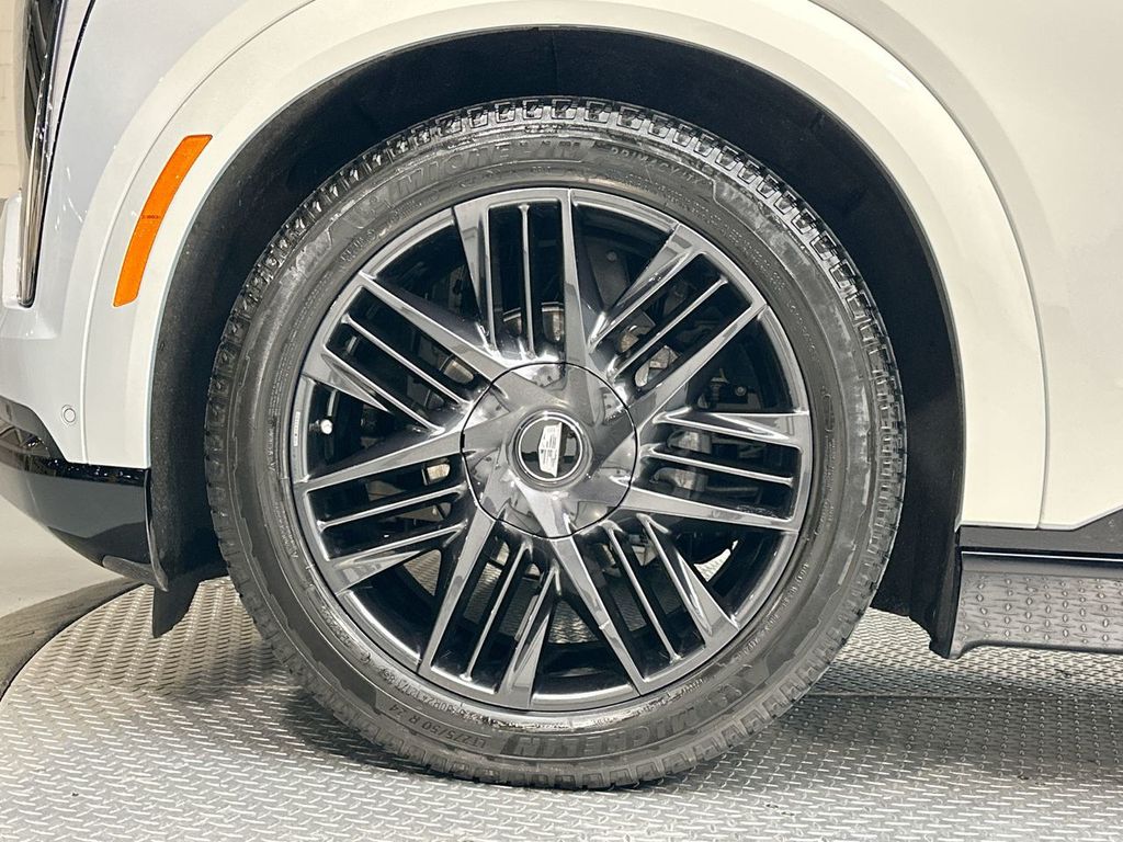 Thumbnail: 2025 Cadillac Escalade IQ - 17