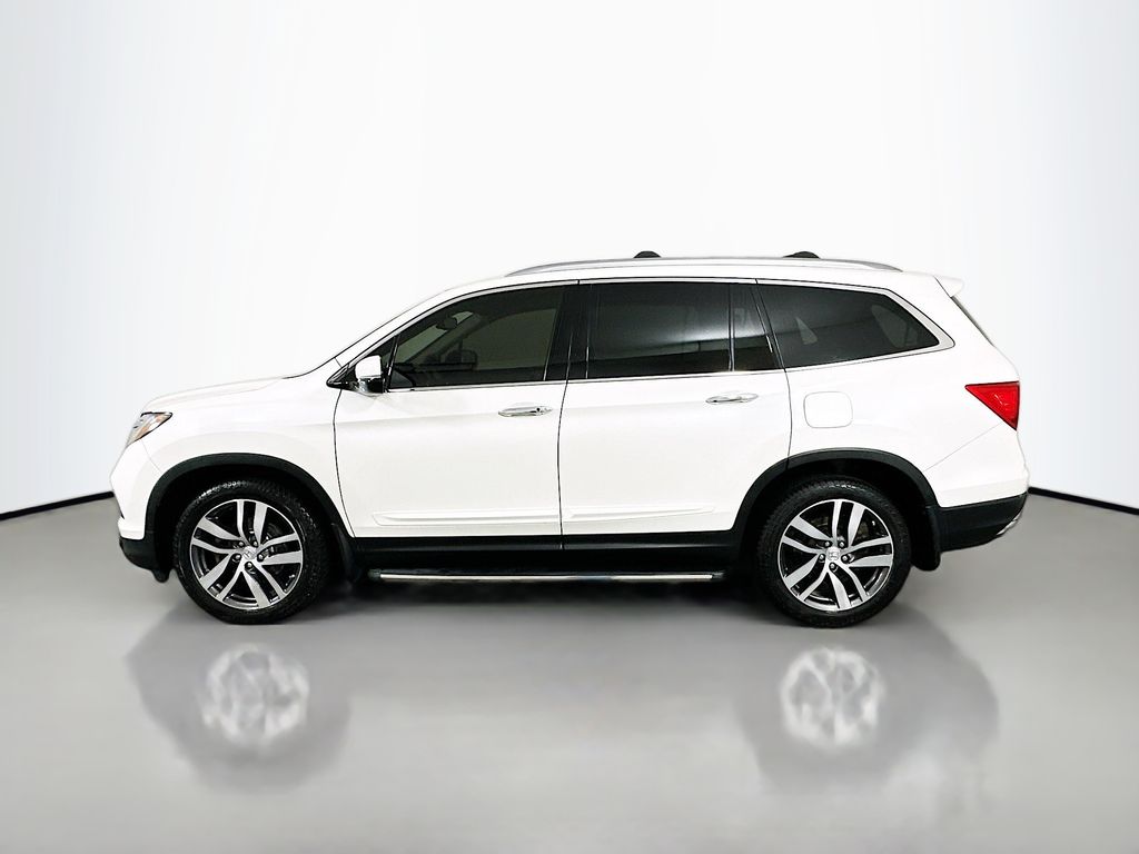 Thumbnail: 2016 Honda Pilot - 8