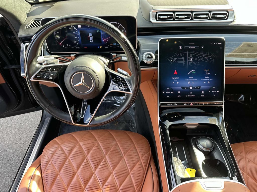 Thumbnail: 2022 Mercedes-Benz S-Class - 32