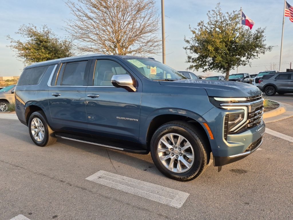2025 Chevrolet Suburban Premier RWD