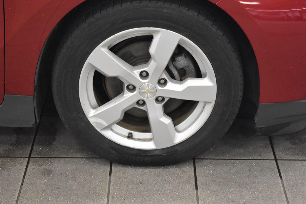 Thumbnail: 2014 Chevrolet Volt - 10
