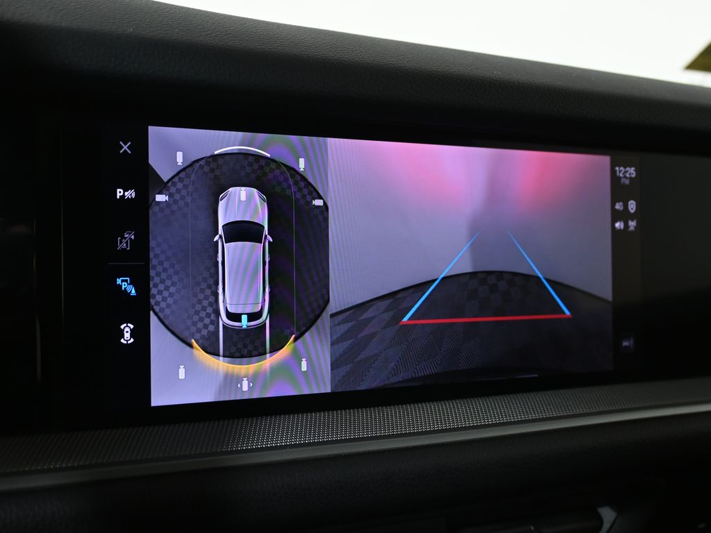 Thumbnail: 2024 Porsche Cayenne - 26