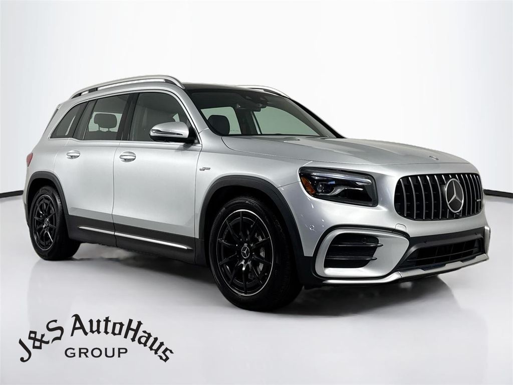 2024 Mercedes-Benz GLB AMG 35 4MATIC