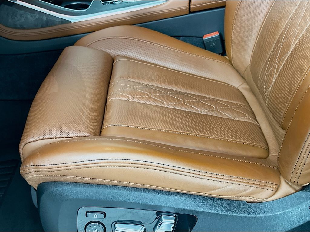 Thumbnail: 2025 BMW X7 - 20