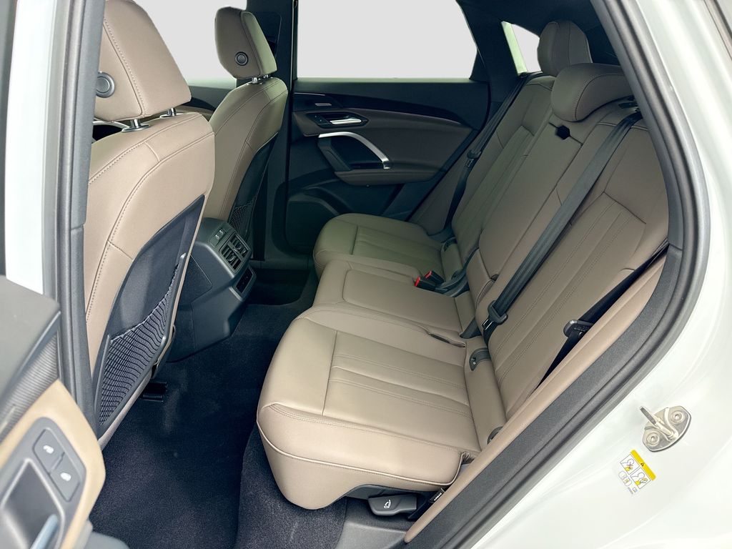 Thumbnail: 2026 Audi Q5 - 20