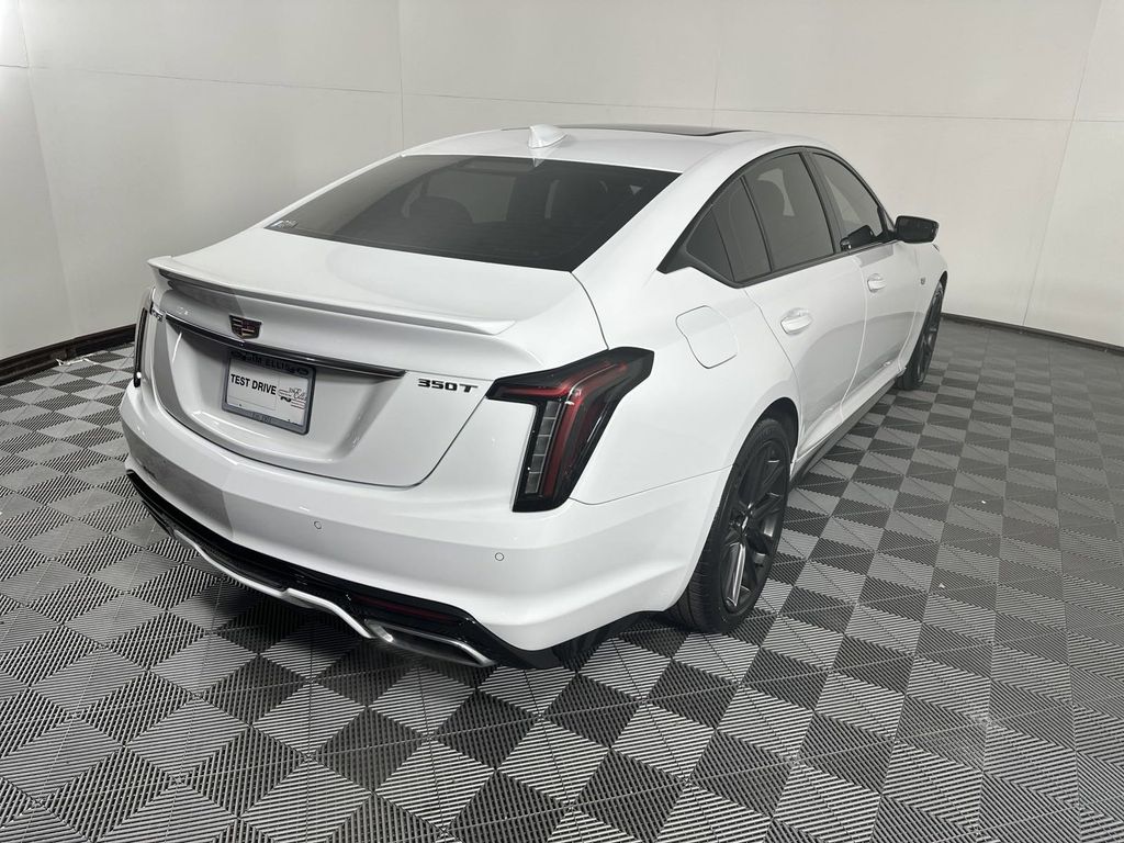 2023 Cadillac CT5 Sport 7