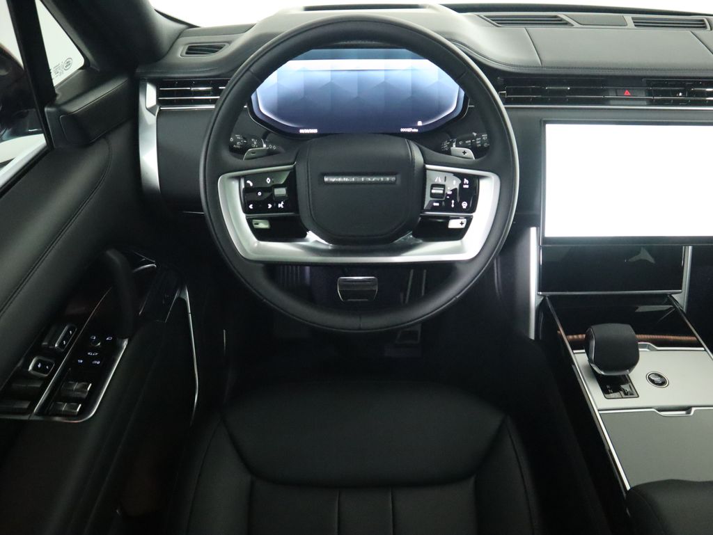 Thumbnail: 2025 Land Rover Range Rover - 11