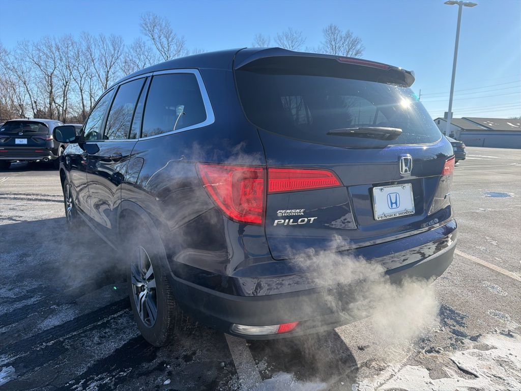 Thumbnail: 2018 Honda Pilot - 3